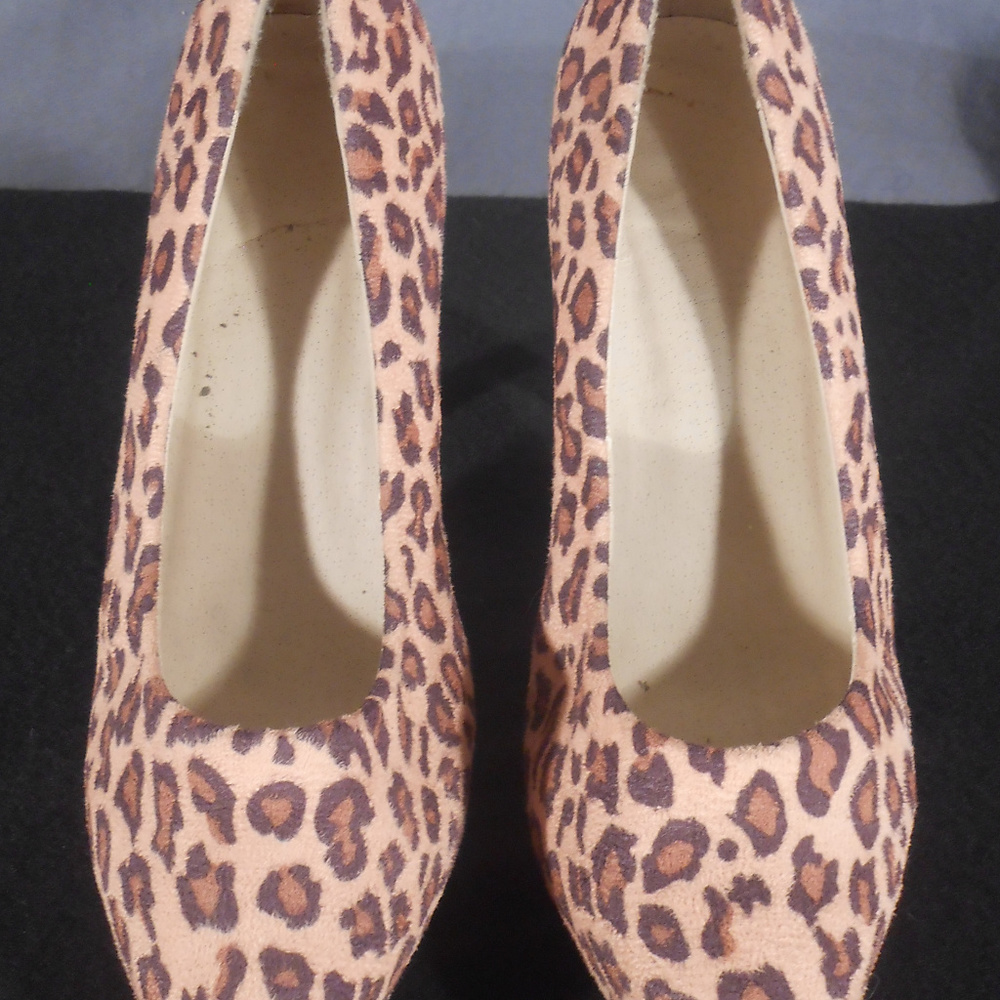 Leopard Print Heels Size 6.5